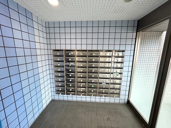 コ－ト琴似の物件外観写真