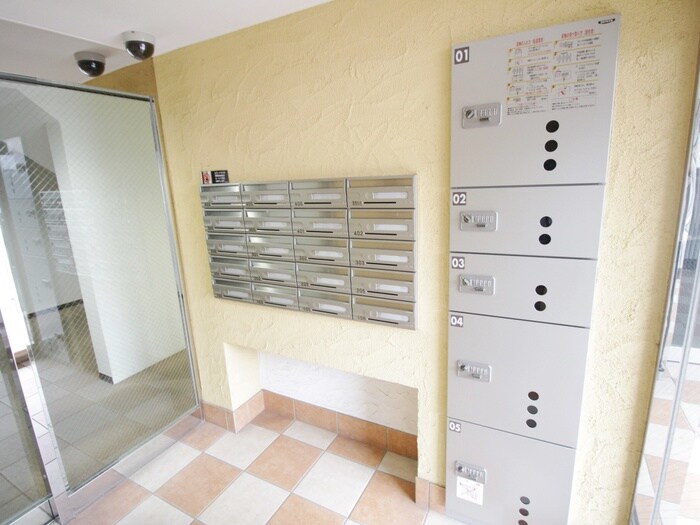 リヴェ－ル元町の物件外観写真