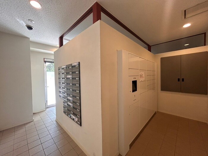 ホ－リ－フォ－ト南平岸の物件外観写真