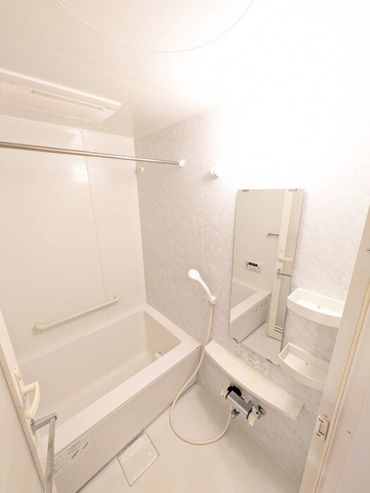 ホ－リ－フォ－ト南平岸の物件内観写真