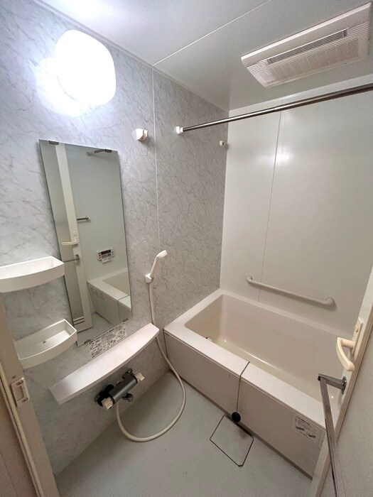 ホ－リ－フォ－ト南平岸の物件内観写真