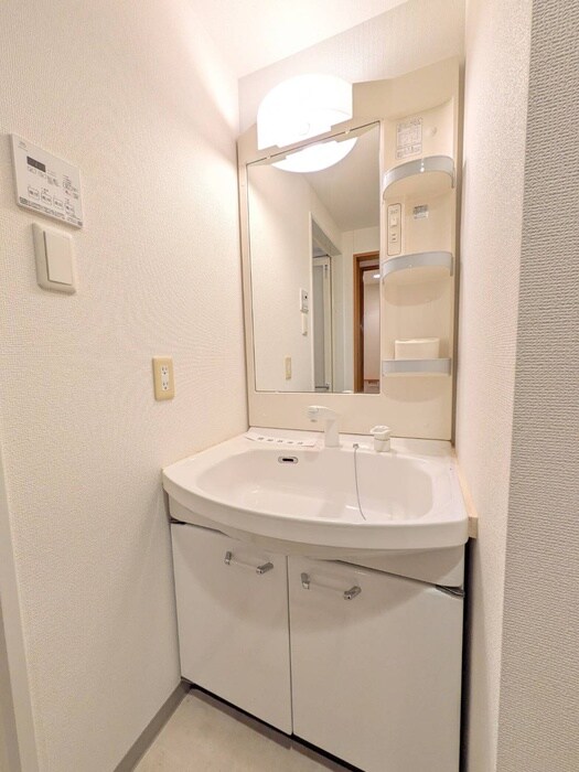 ホ－リ－フォ－ト南平岸の物件内観写真