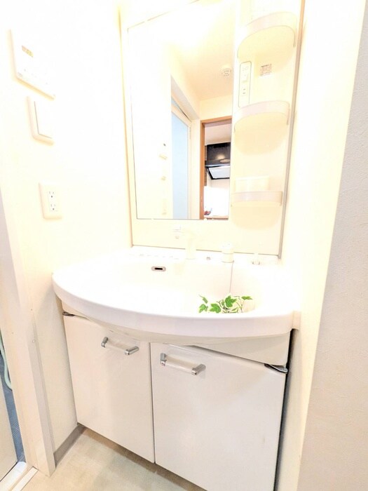 ホ－リ－フォ－ト南平岸の物件内観写真