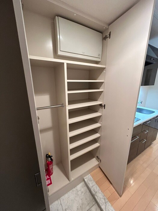 ホ－リ－フォ－ト南平岸の物件内観写真