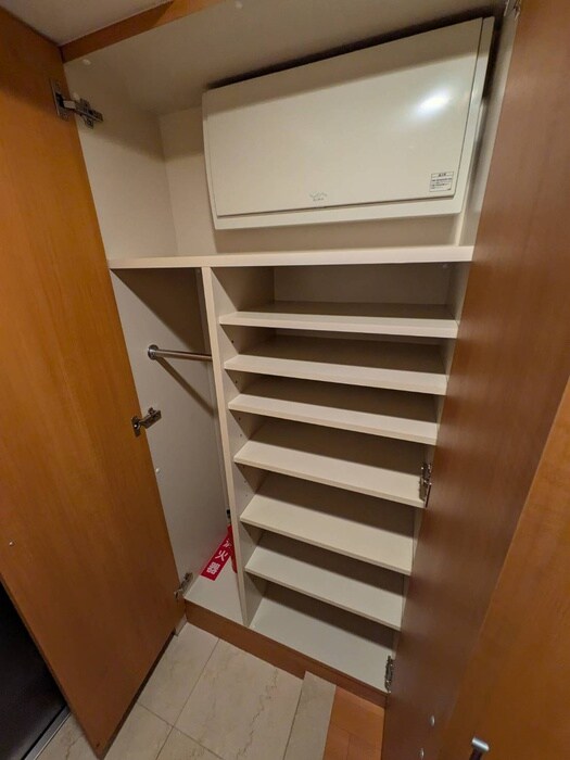 ホ－リ－フォ－ト南平岸の物件内観写真