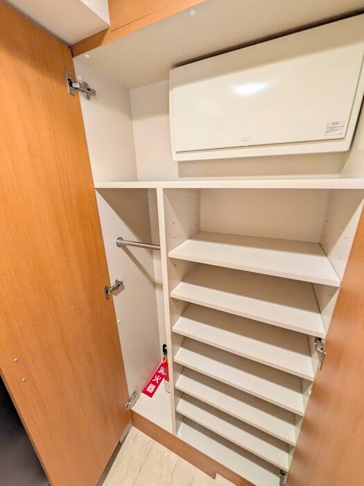 ホ－リ－フォ－ト南平岸の物件内観写真