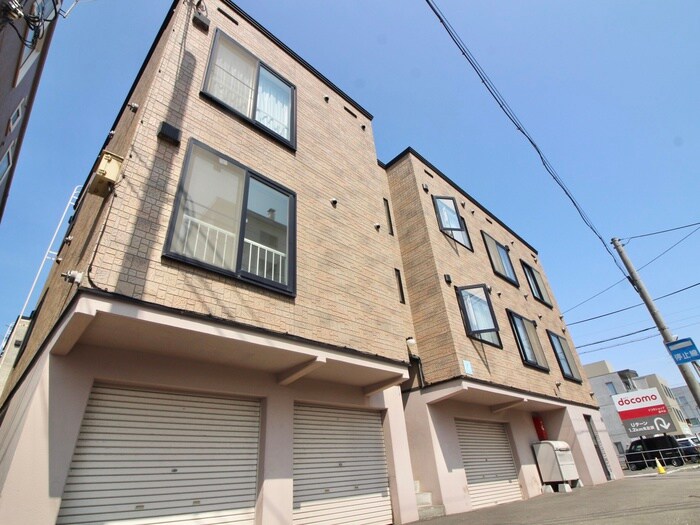 セピア美園の物件外観写真