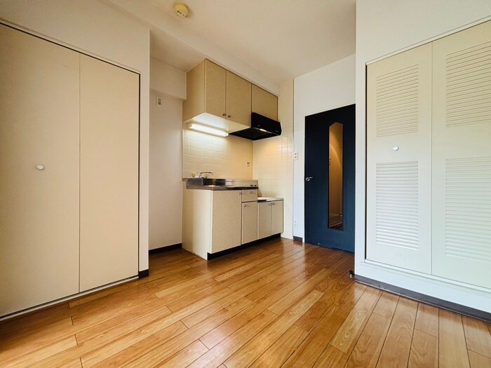 サポナ－ル円山の物件内観写真