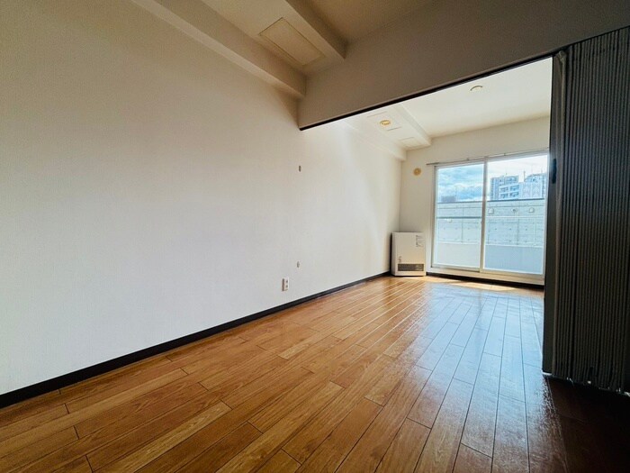 サポナ－ル円山の物件内観写真