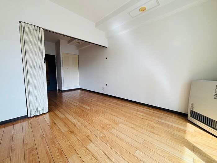 サポナ－ル円山の物件内観写真