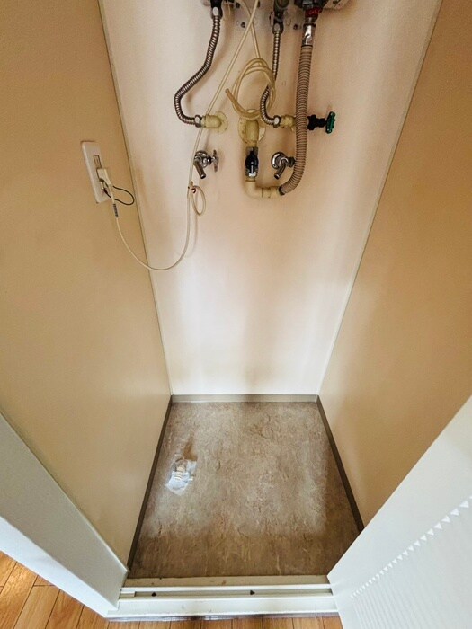 サポナ－ル円山の物件内観写真