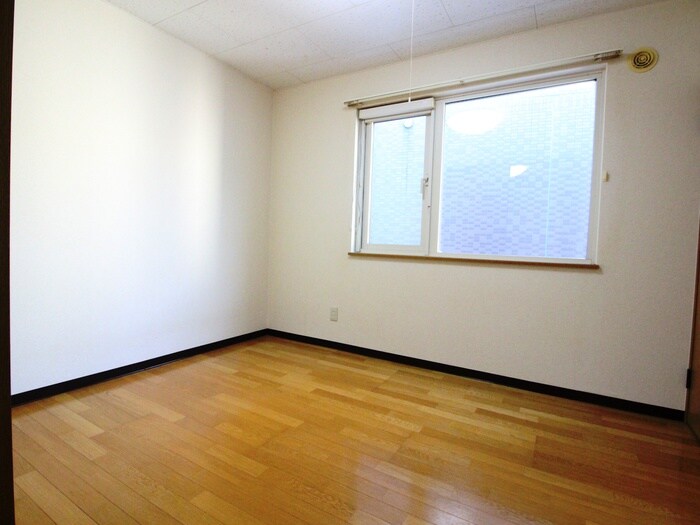 サンフラワ学園前の物件内観写真