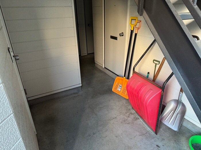 ハイツ八軒Ａの物件外観写真