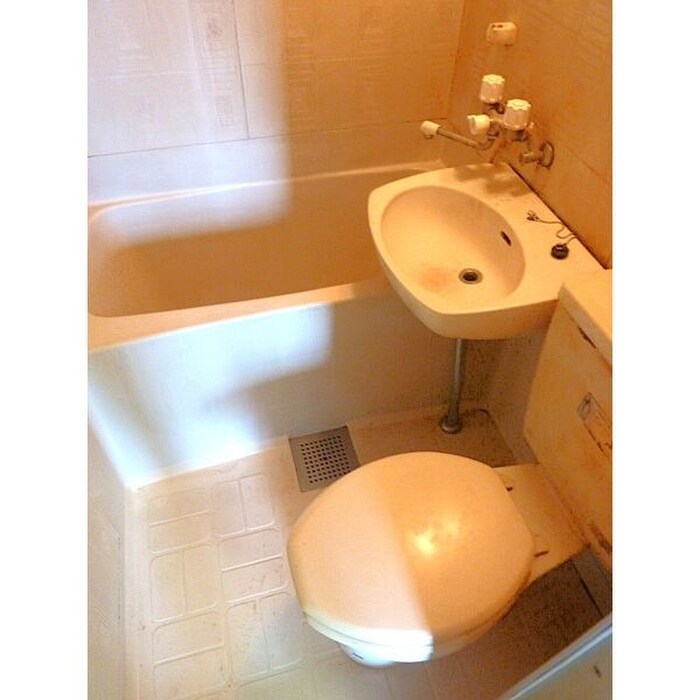 ハイツ八軒Ａの物件内観写真