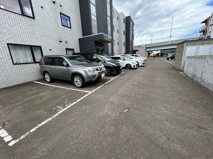 レラ・ホープ稲積公園の物件外観写真