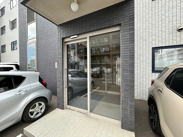 レラ・ホープ稲積公園の物件外観写真