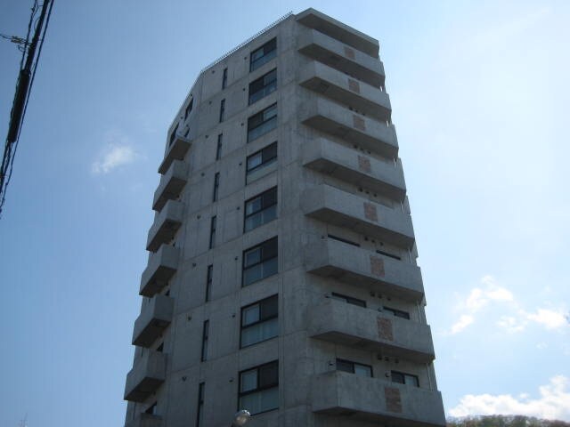 円山シャトー桂和坂下の物件外観写真