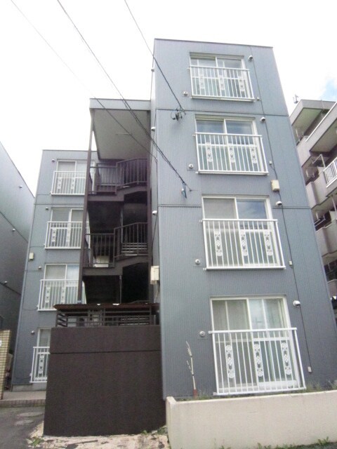 リバスト－リ－Ａ棟の物件外観写真