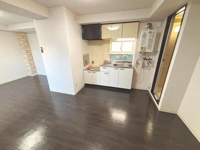 リバスト－リ－Ａ棟の物件内観写真