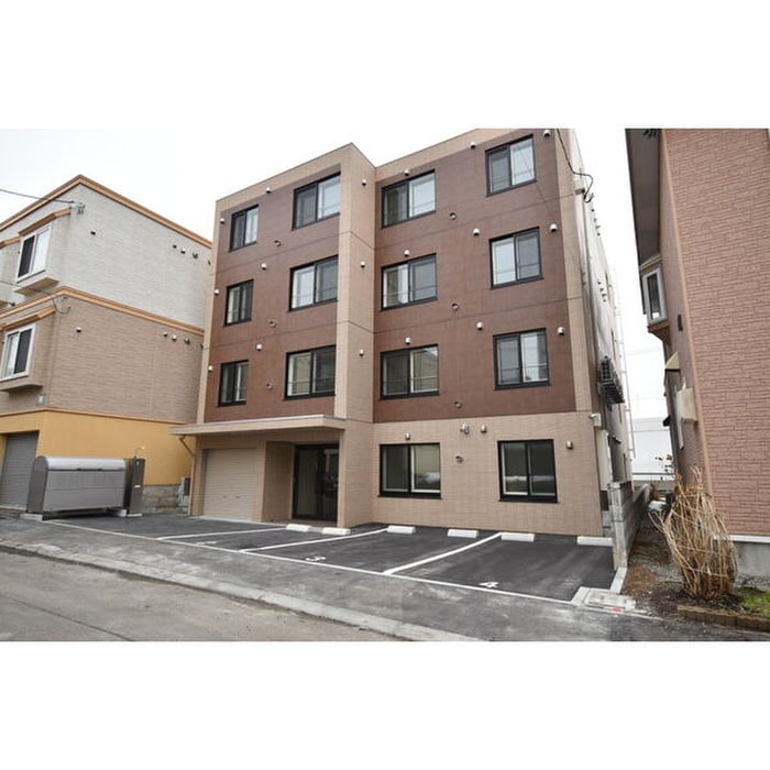 セフィーロ新札幌の物件外観写真