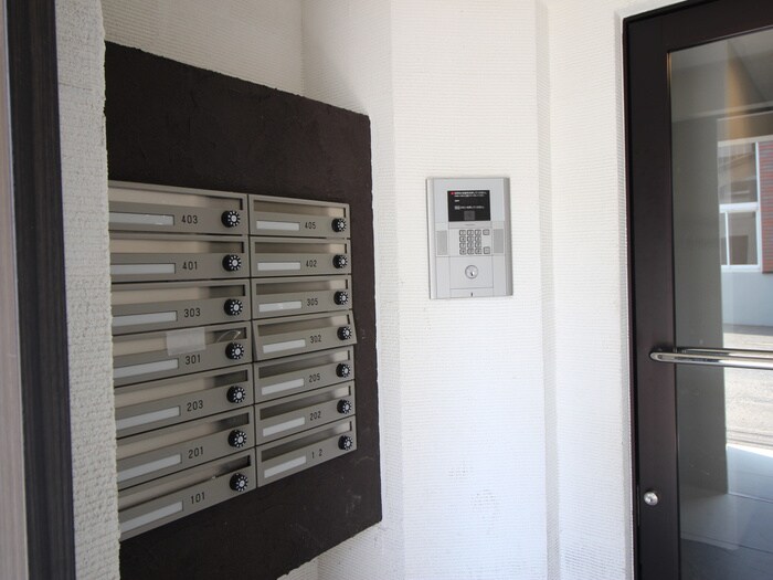 ブランノワ－ルインセンスの物件外観写真