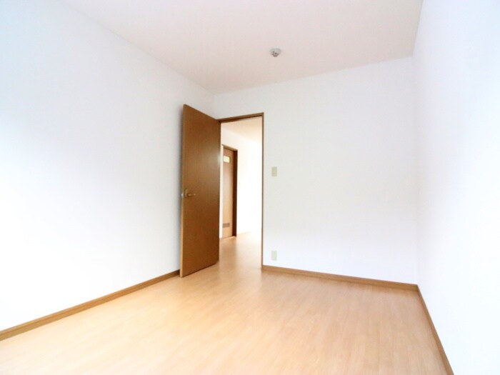 ルポ・ヴィラの物件内観写真