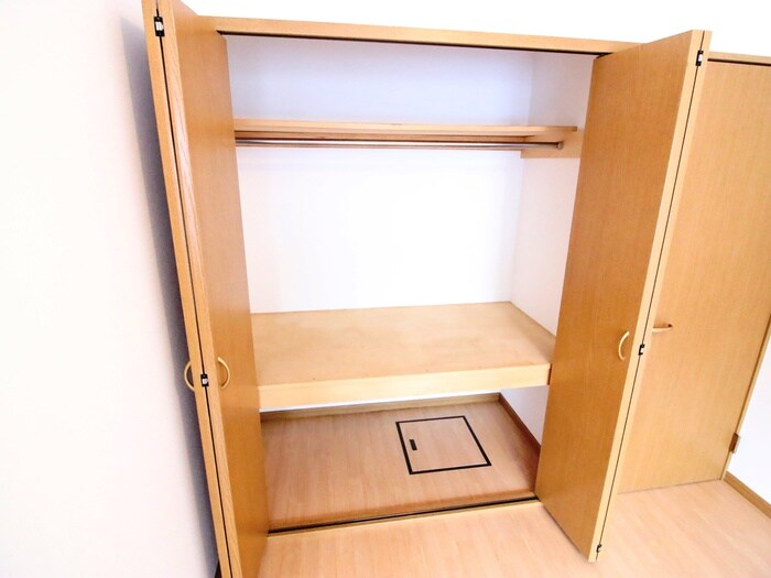 ルポ・ヴィラの物件内観写真