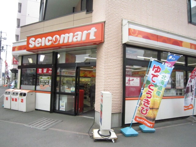 ローヤルハイツ本郷通6の物件外観写真