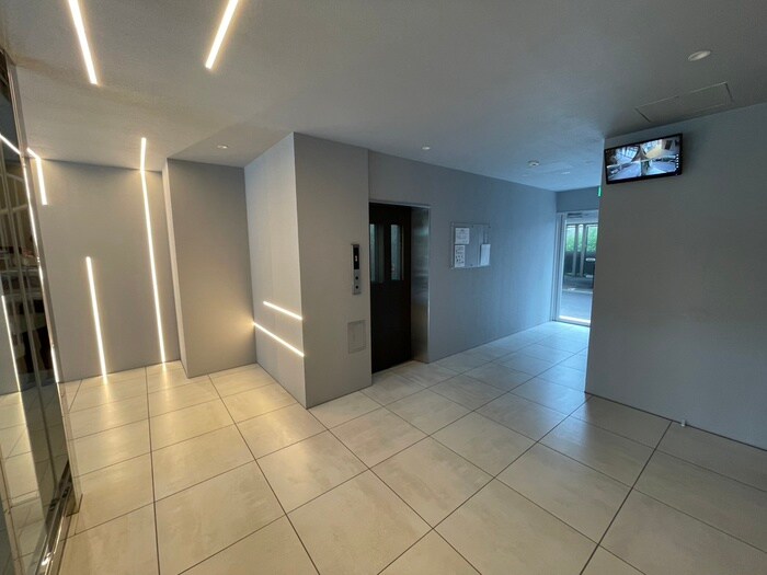 桂和レジデンス裏参道の物件外観写真