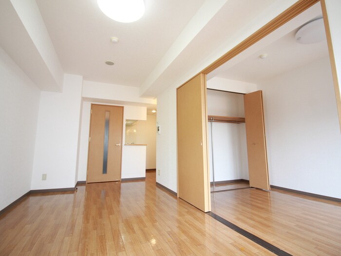 パ－クヒルズＯＭ中央１２の物件内観写真