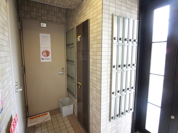 パ－クヒルズＯＭ中央１２の物件外観写真