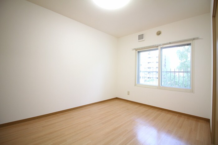 リベルティ旭ヶ丘の物件内観写真