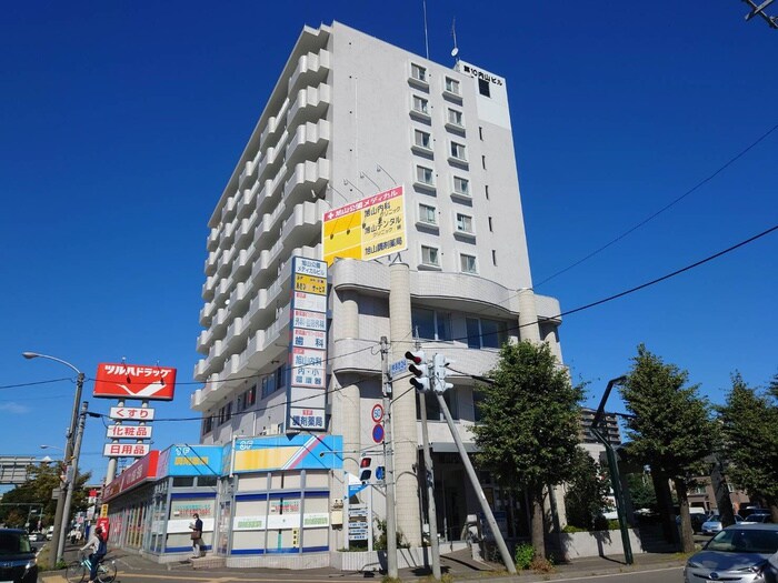 ドミール旭山公園の物件外観写真