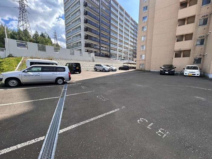 エルカミノ平岸の物件外観写真