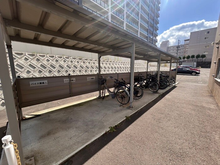 エルカミノ平岸の物件外観写真