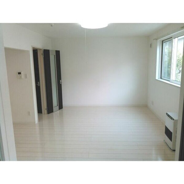 Ｗｅｓｔ　Ｃｏｕｒｔ　Ｂの物件内観写真