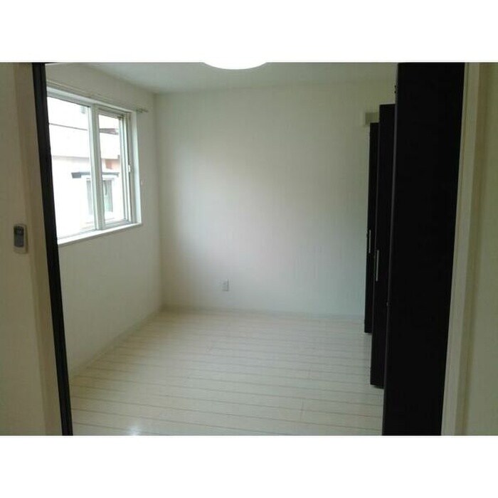 Ｗｅｓｔ　Ｃｏｕｒｔ　Ｂの物件内観写真