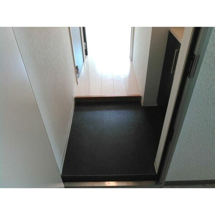 Ｗｅｓｔ　Ｃｏｕｒｔ　Ｂの物件内観写真