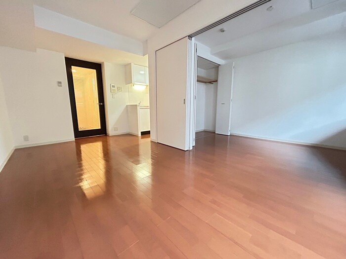 レジディア南一条イーストの物件内観写真