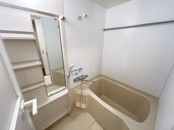 レジディア南一条イーストの物件内観写真