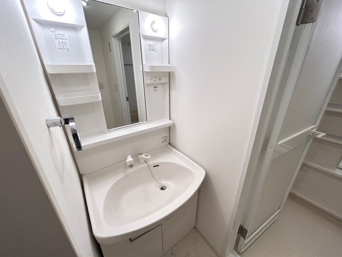 レジディア南一条イーストの物件内観写真