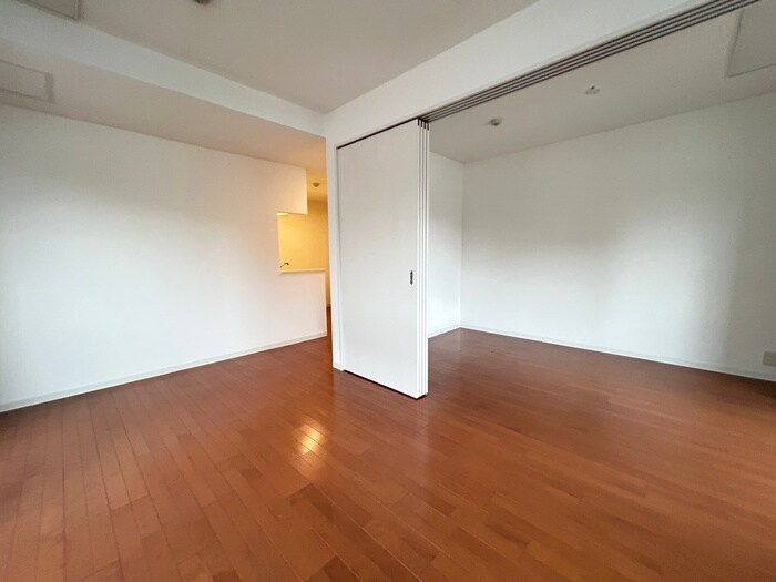 レジディア南一条イーストの物件内観写真