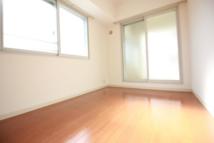 レジディア南一条イーストの物件内観写真