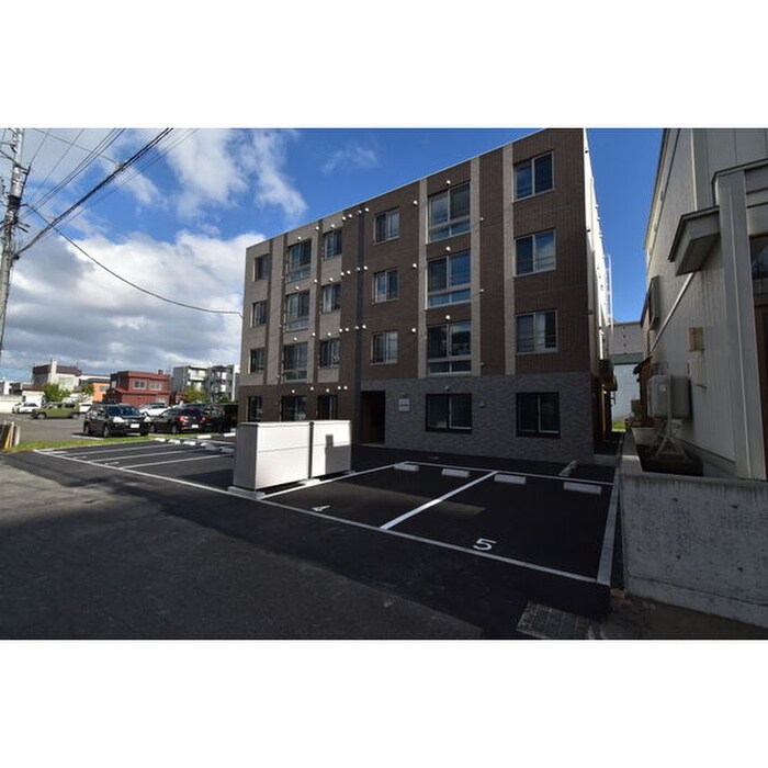 レクスベイル発寒　の物件外観写真