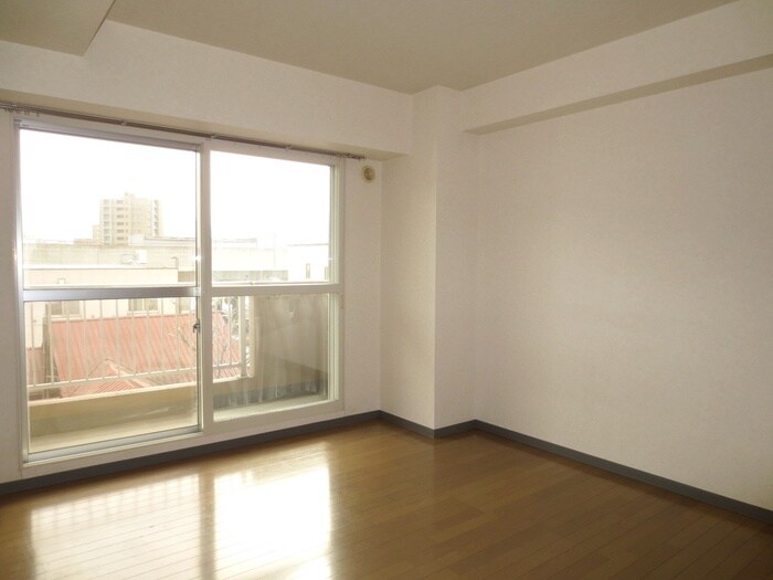 タ－フサイド桑園の物件内観写真