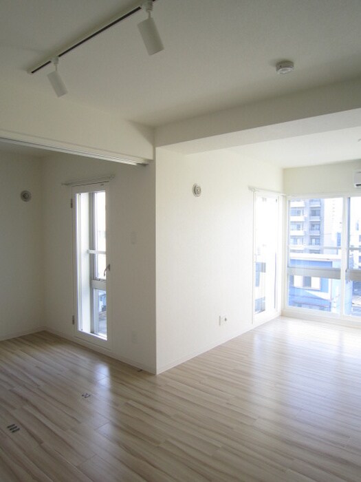 ＧＬＡＳＳ山鼻ＥＡＳＴの物件内観写真