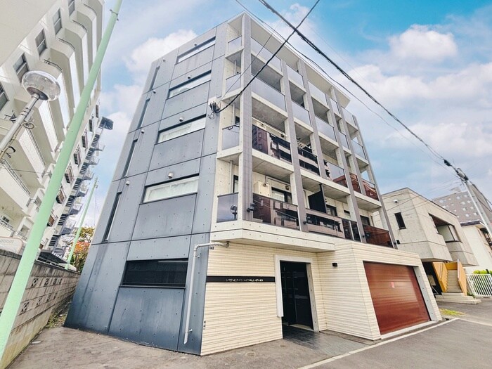 ヴェネーノ円山の物件外観写真