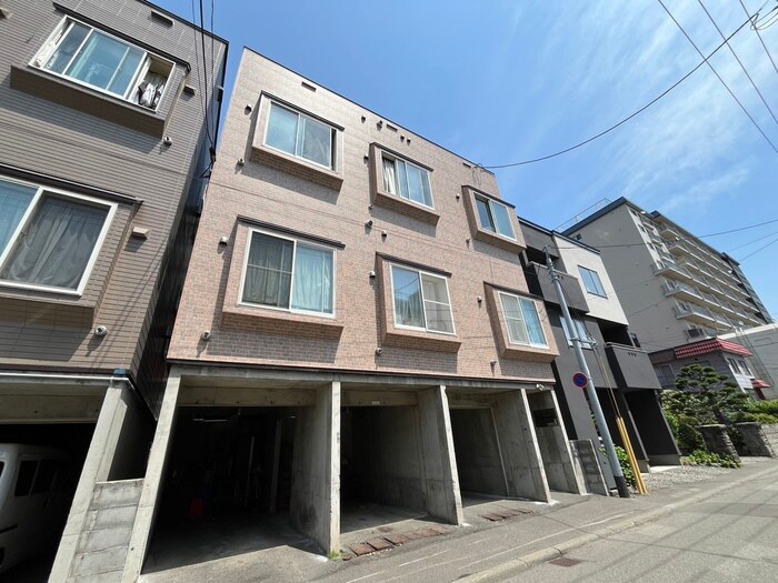 ララサンシャインの物件外観写真