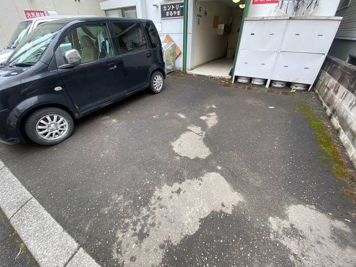 カントリ－まるやまの物件外観写真