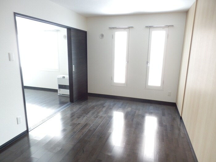 サンコート本通の物件内観写真